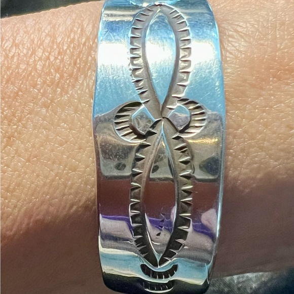 Dean Brown cuff sterling silver vintage bracelet with 5 round turquoise. - Picture 4 of 14